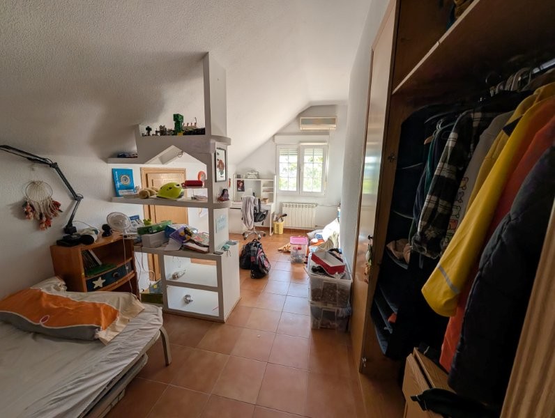 PXL_20250828_160155131-P2-HABITACION-2-2