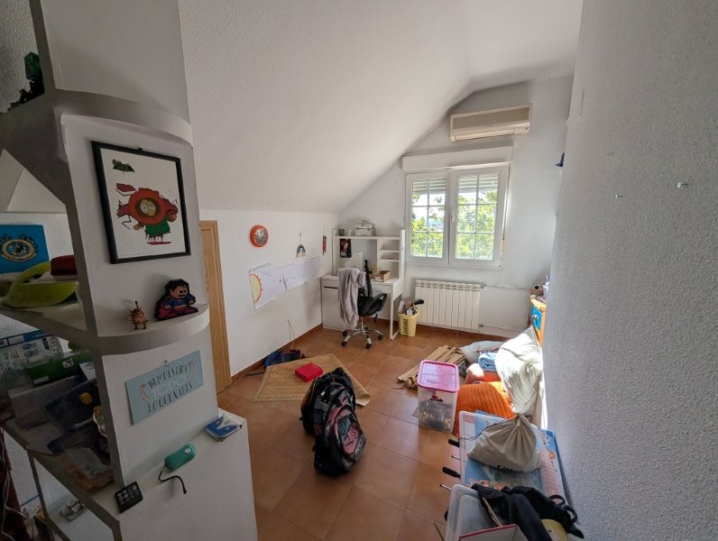 PXL_20250828_160213999-P2-HABITACION-2-2