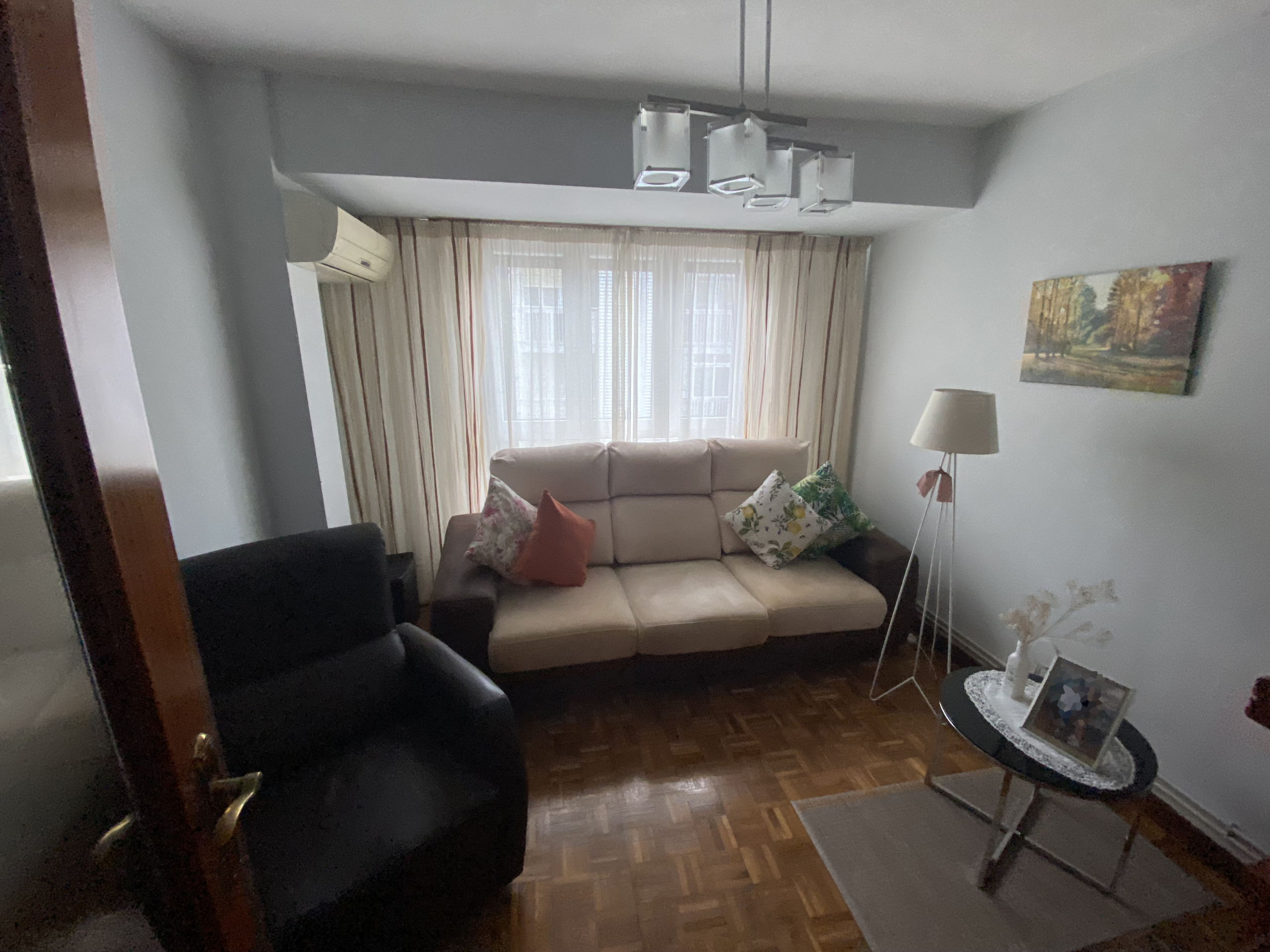 SALON1