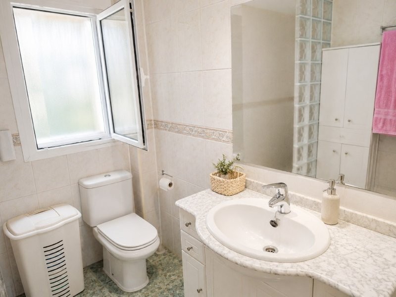 BAÑO 1-1