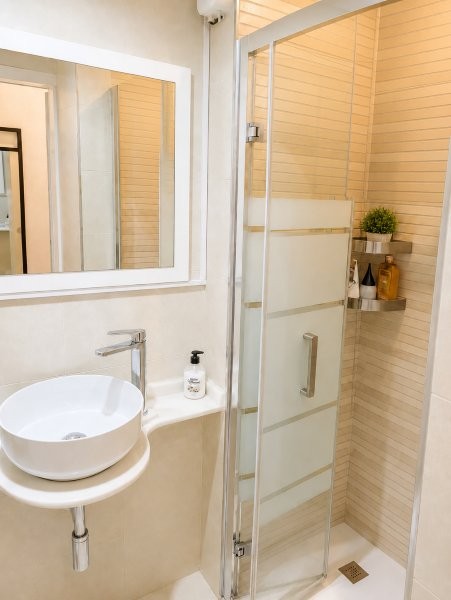 BAÑO 1-1