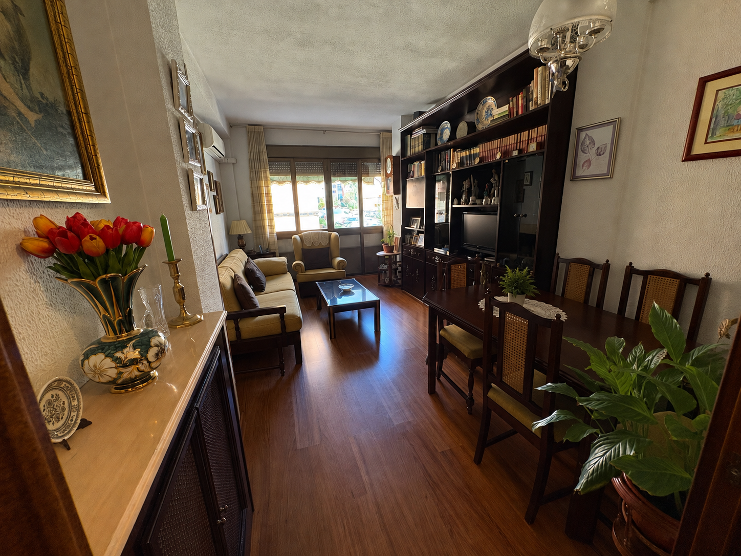 SALON 1-1